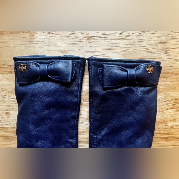 Tory Burch Navy Sheep Skin Gloves Size 6 - Picture 2 of 8